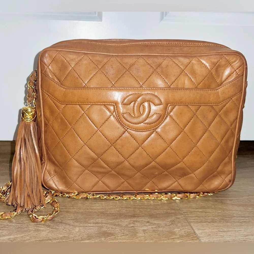 CHANEL CC Tassel Camera Bag in Tan Leather - Vintage
